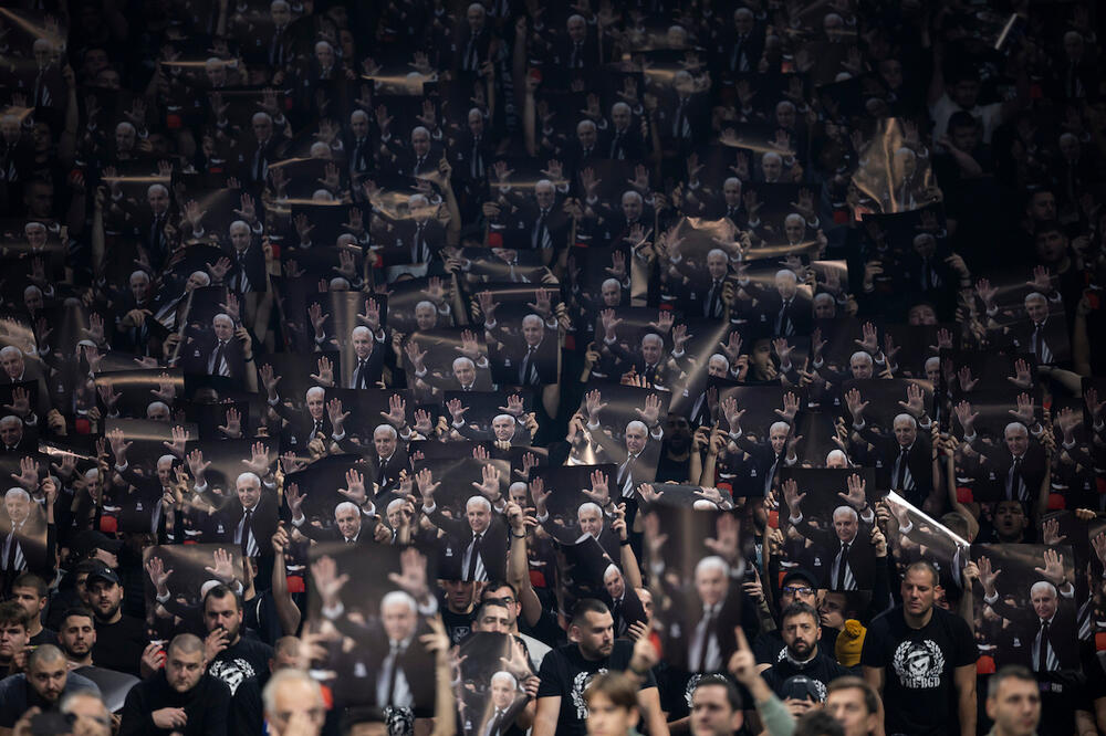 Partizan se dirljivim rečima oprostio od poginulih navijača PAOK-a!