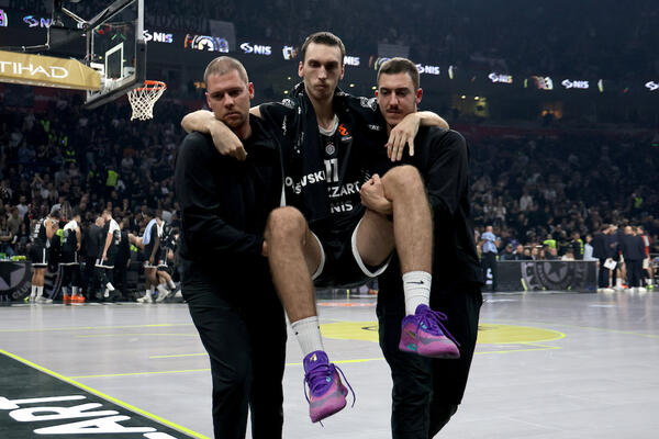 Povredio se Aleksej Pokuševski!