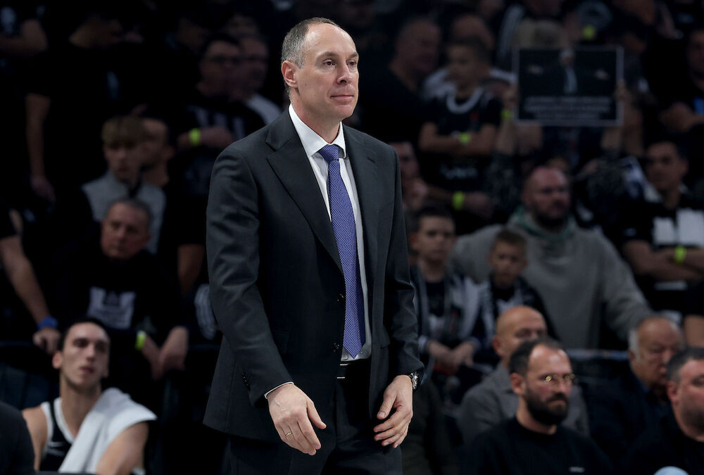 Mirko Ocokoljić na utakmici Partizana i minhenskog Bajerna