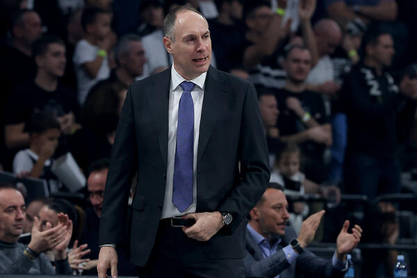 Čuveni as zagrmeo: Šta će nam stranac, neka ostane Ocokoljić!