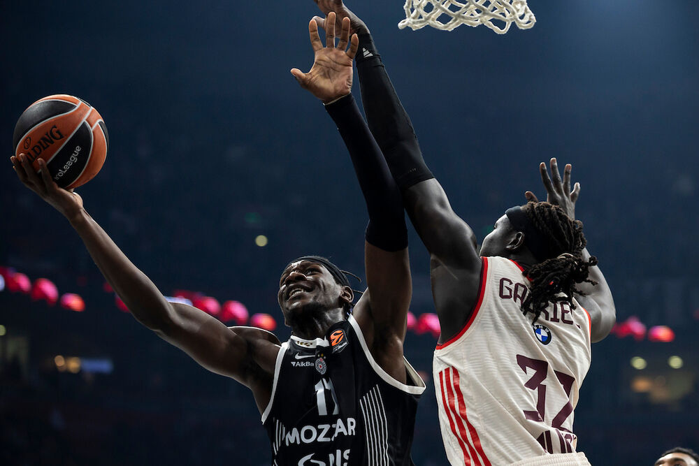 Detalj sa utakmice Partizana i minhenskog Bajerna