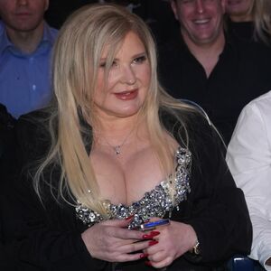 CELA SALA BULJILA U DEKOLTE! Plavuša sa ogromnim poprsjem ukrala šou - Beograđani se zabezeknuli, ZNATE KO JE ONA?