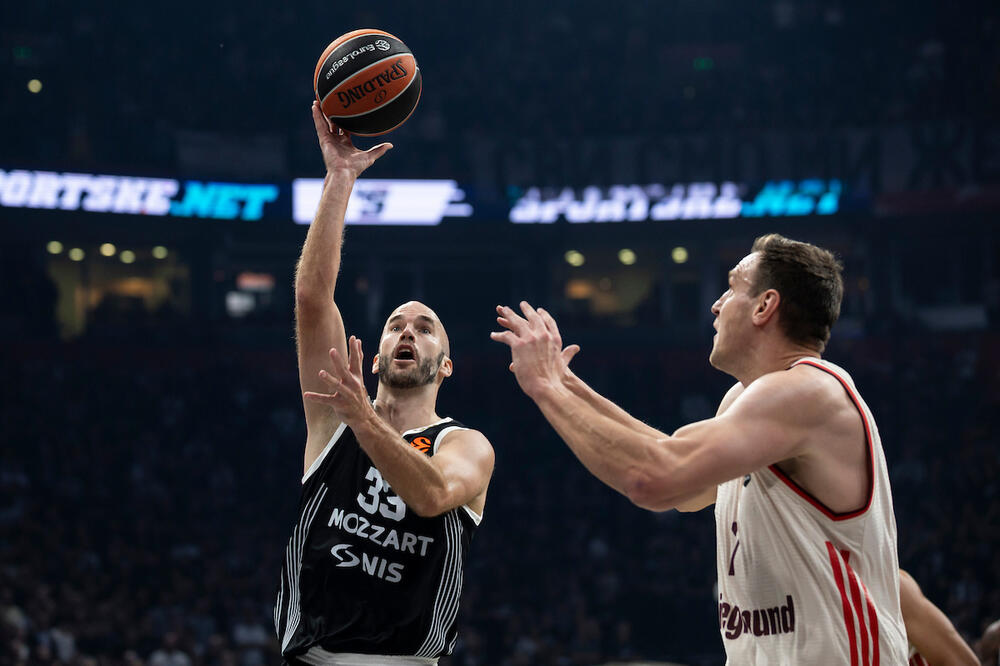 Čuveni košarkaški trener nije gledao meč Partizana i Bajerna! (Foto)