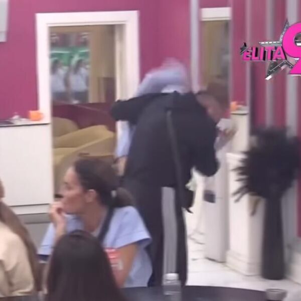 MAMA I TATA SE KRVNIČKI POTUKLI NA PINKU, ONA DOŽIVELA NERVNI SLOM! Sada je kraj? Stigao i ADVOKAT