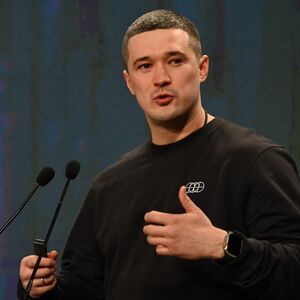 ON ĆE ZAMENITI MOĆNIKA ZA KOG SE ŠUŠKALO DA JE PRAVI VLADAR UKRAJINE?! Skandal razorio sam vrh Ukrajine, a sada...