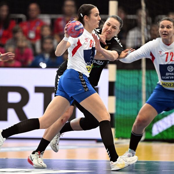 BRUKA RUKOMETAŠICA SRBIJE! Pobeda ili nerešeno trebalo za četvrtfinale - na kraju debakl od Crne Gore!