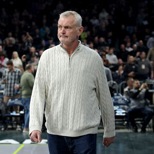 Grobari brutalno izvređali Paspalja! Odjekivale uvrede, ovako su ga dočekali kod tunela (VIDEO)