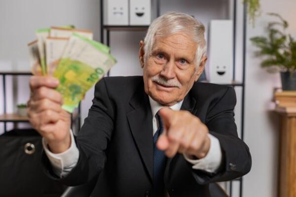 SUKOB ZBOG PARA TRESE NAROD! Rat generacija u Srbiji: Penzioneri protiv mladih – novac u središtu, KO IMA PRAVO?