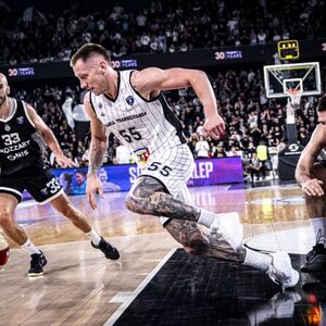 Kalates dirigovao, Bonga i Vašington pogađali: Partizan slavio na teškom gostovanju Klužu!