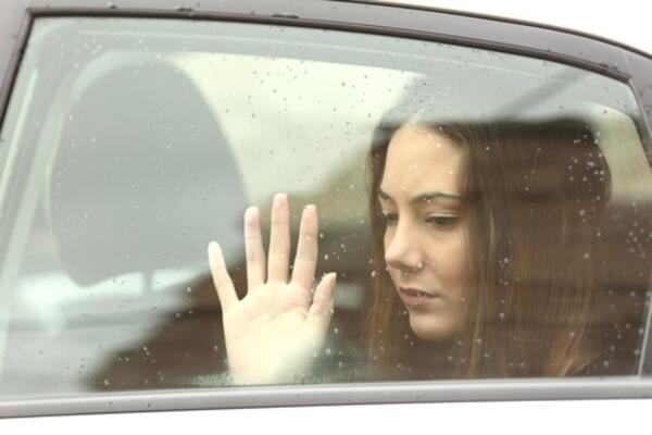 "Prolazili smo Čačak kad je pitao da svratimo do..." Novosađanka u 3 ujutru SELA U AUTO SA NEZNANCEM pa.. JAO, BRE!