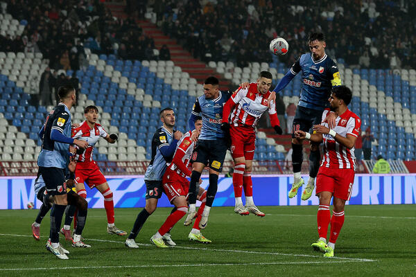 Poslednji put kada je Vojvodina pobedila Crvenu zvezdu dva puta u Superligi Srbije, šampion je bio Partizan (Video)