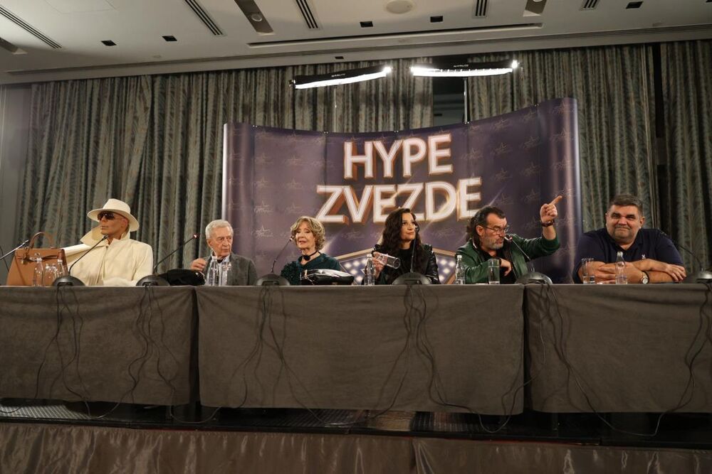 Saša Mirković sa žirijem