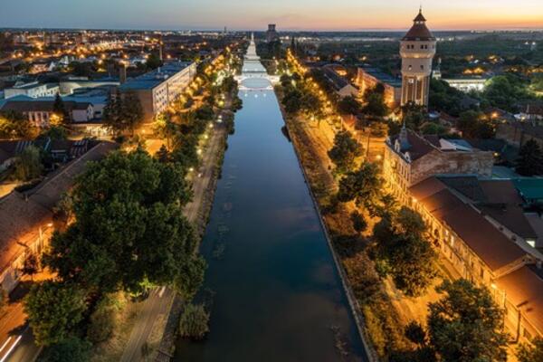 Put od Beograda do popularnog grada u komšiluku traje 2,5 sata, a na granici - PAKAO OD 6 I TO BEZ TOALETA!