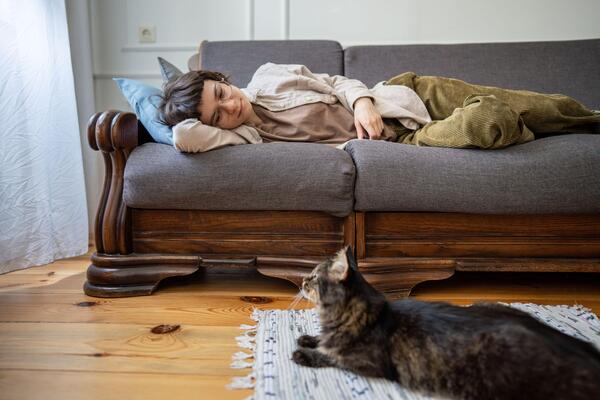 DA LI JE I ONA DOBILA VIRUS? Mačka izgleda bolesno baš kad ste i vi prehlađeni - VETERINAR UPOZORAVA, SIMPTOMI SU..