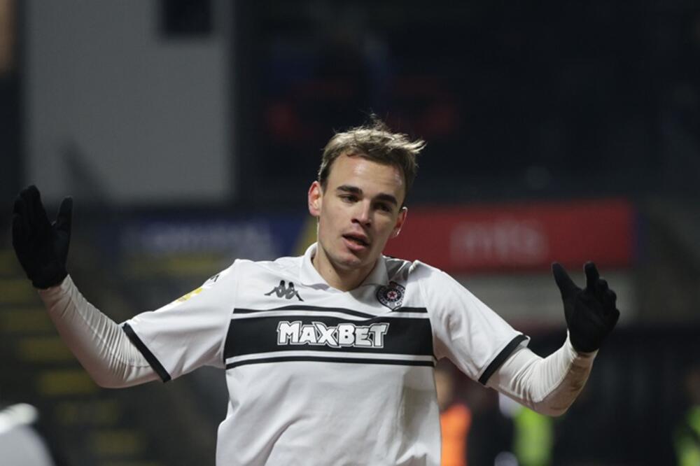 Nemanja Trifunović raspametio Grobare!