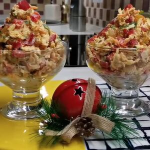 ZABORAVITE RUSKU SALATU, OVA JE NOVA KRALJICA! Prva nestaje sa stola, a priprema ne traje ni 5 MINUTA