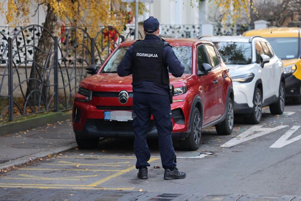 Vuk Bajrušević, Pucnjava, Vračar, Policija
