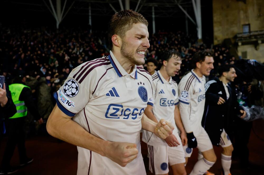 Viljareal eliminisan iz Lige šampiona, posrnuli Ajaks utišao Baku!