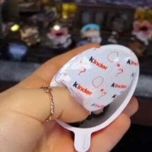 Za ovu jednu figuricu možete uzeti 8.800 dinara! Srbi masovno kupuju Kinder jaja zbog ovih skrivenih "dragulja"!