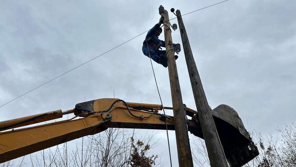 Hiljade ljudi bez struje u ovom gradu u Srbiji! Havarija velikih razmera, vanredno stanje