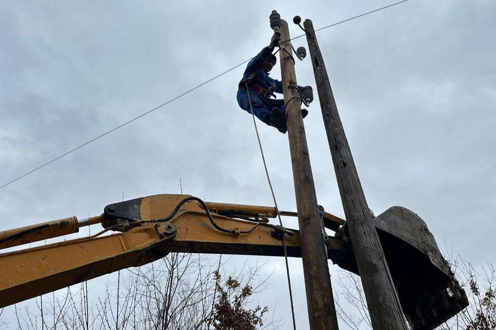 Hiljade ljudi bez struje u ovom gradu u Srbiji! Havarija velikih razmera, vanredno stanje
