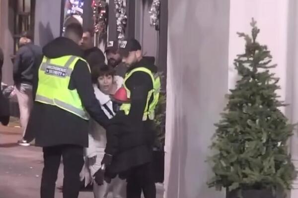 OVO SAMO U SRBIJI IMA! Miljana Kulić NAPALA PA GURNULA ROBOTA, obezbeđenje napravilo ŽIVI ZID