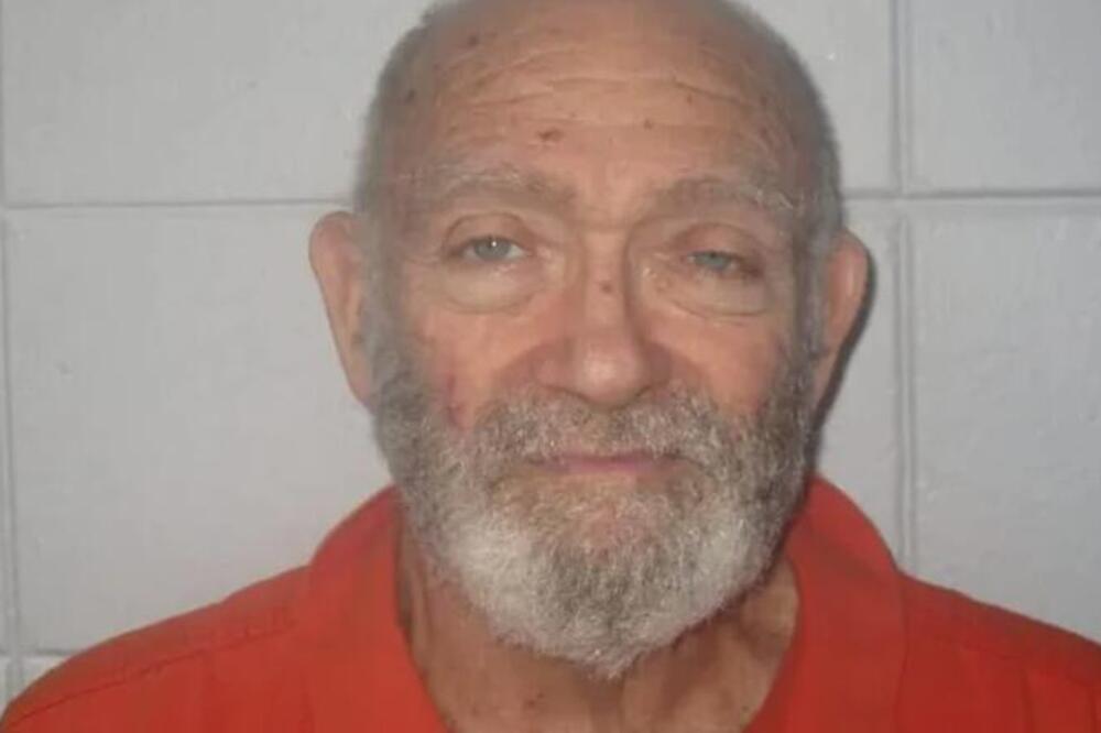 Penzioner prišao majci sa bebom i izgovorio ovu jezivu rečenicu! Žena pretrnula u mestu, policija se osmah stvorila