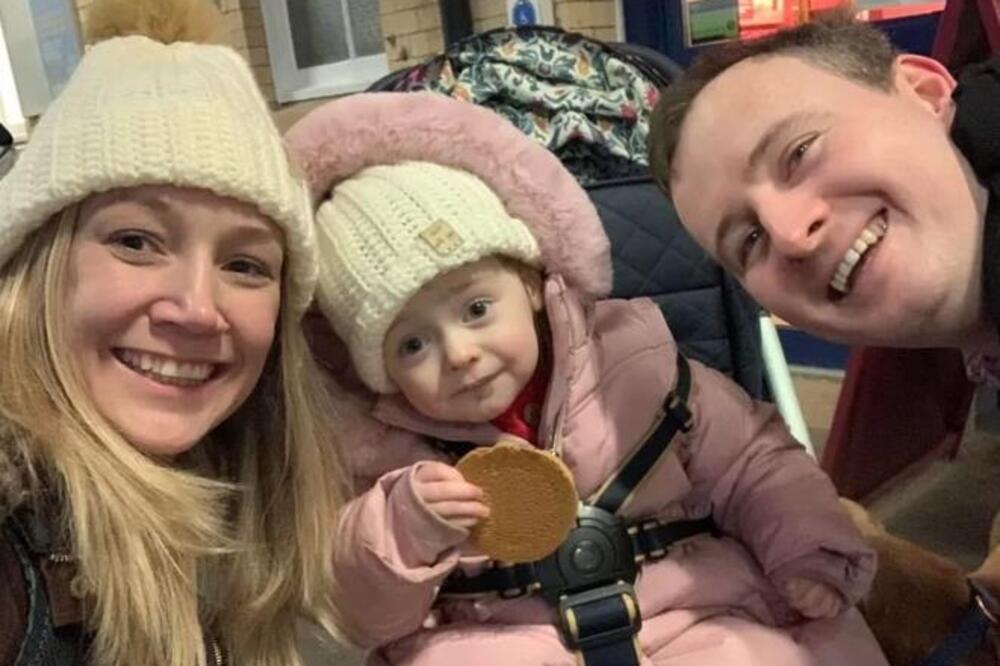 "NOSILA SAM MRTVU BEBU U SEBI KOJA SE RASPADALA, U BOLNICI MI REKLI DA JE..." Jeziva ispovest majke nakon pobačaja!