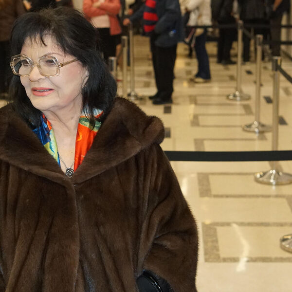 Narod se čudi kada vidi kolika cifra joj leže na račun: Godinama je radila, a evo kolika joj je penzija