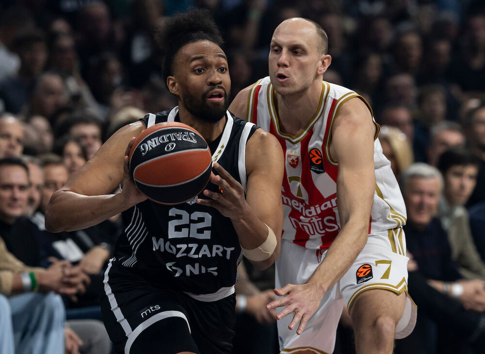 KK Crvena zvezda, KK Partizan, Evroliga, Večiti derbi, Džabari Parker, Dejan Davidovac