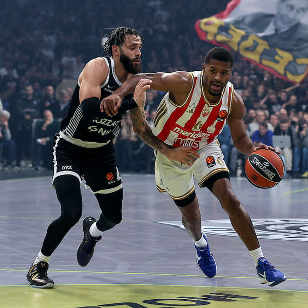 Crvena zvezda u zoni plej-ina, Partizan treći otpozadi! (Foto)