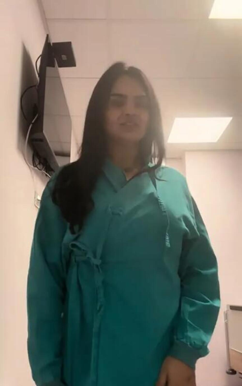 HTELA DA OPERIŠE GRUDI, PA JE LEKAR UNAKAZIO! Sad se opet snimila pred NOŽ, snimak šokirao