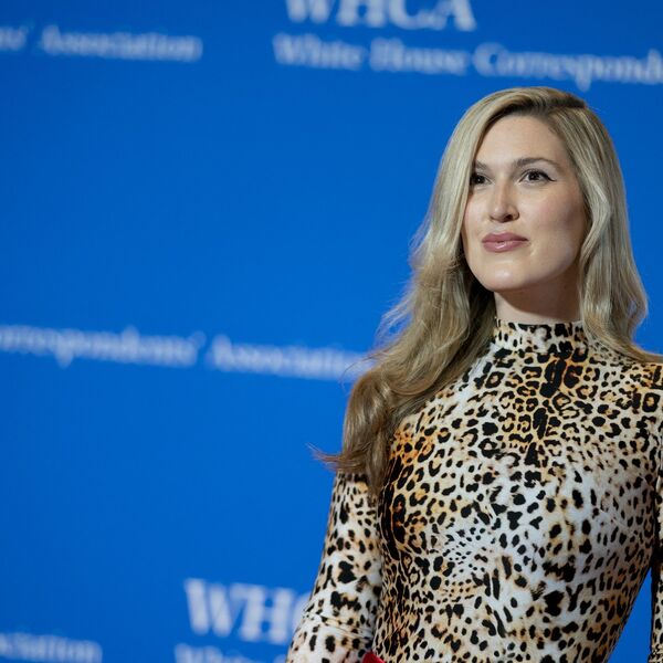 OLIVIJA JE IMALA ODNOSE SA "NEZASITIM OŽENJENIM POLITIČAREM"! Zbog 1 stvari svi su znali O KOME JE REČ