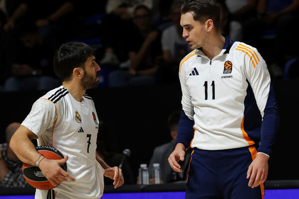 Svlačionicom Real Madrida grmelo "Partizane napadaj!" (Video)