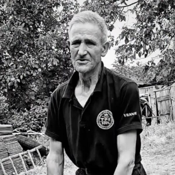 Srbija u suzama! Umro deda Dule, spavao u prikolici sa psom, a onda usledio preokret