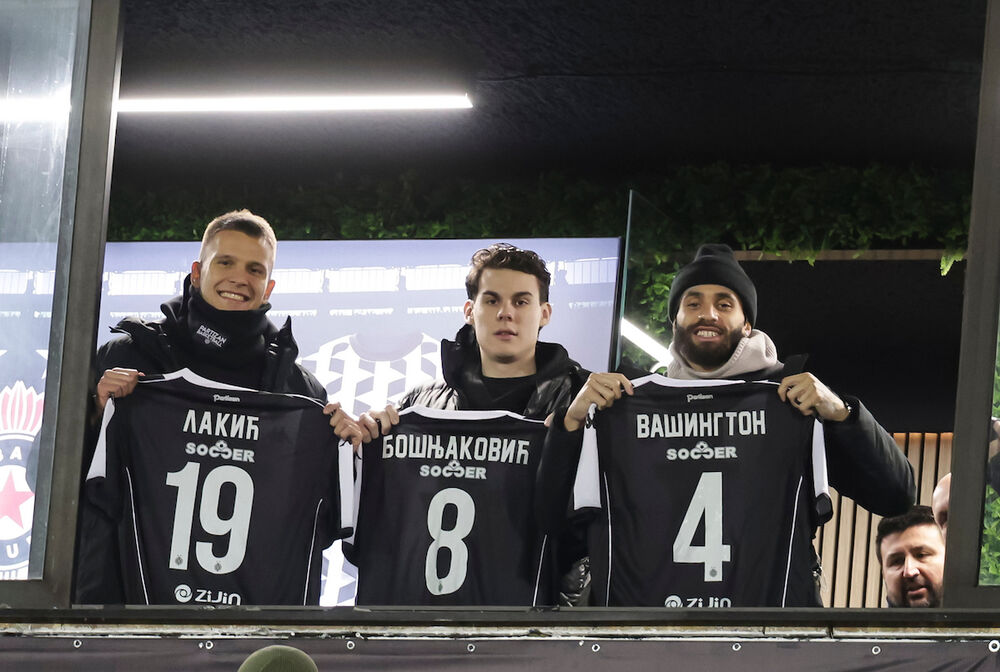 Arijan Lakić, Mitar Bošnjaković i Duejn Vašington na utakmici Partizana i Napretka iz Kruševca