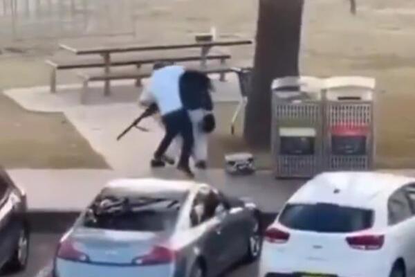 Avganistanac napravio masakr u Sidneju! Otkriven identitet jednog od napadača pucnjave na plaži! (VIDEO)