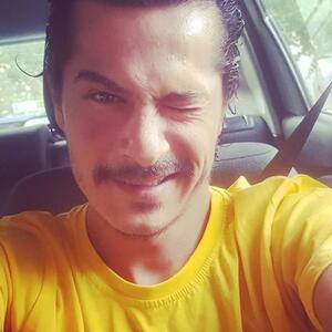 POZNATI TURSKI GLUMAC DOVODIO LJUBAVNICU U KUĆU I UPOZNAO JE SA ŽENOM: Radio i ovo bez SRAMA, skandal trese zemlju!