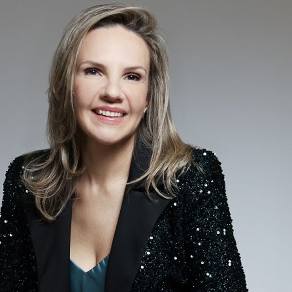 Samo 14 dana do Nove godine? Dr Anica Jevremović otkriva kako da vaše lice zablista poput holivudske zvezde!