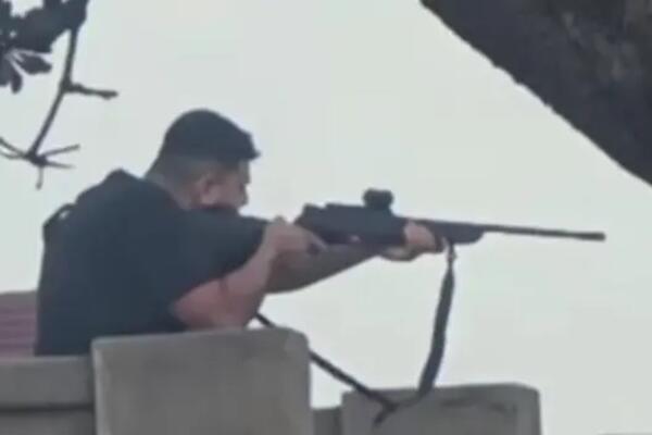 NA MUSLIMANSKE GROBOVE POBACALI SVINJSKE GLAVE! Uznemirujući prizori sa sidnejskog groblja nakon masakra! (FOTO)