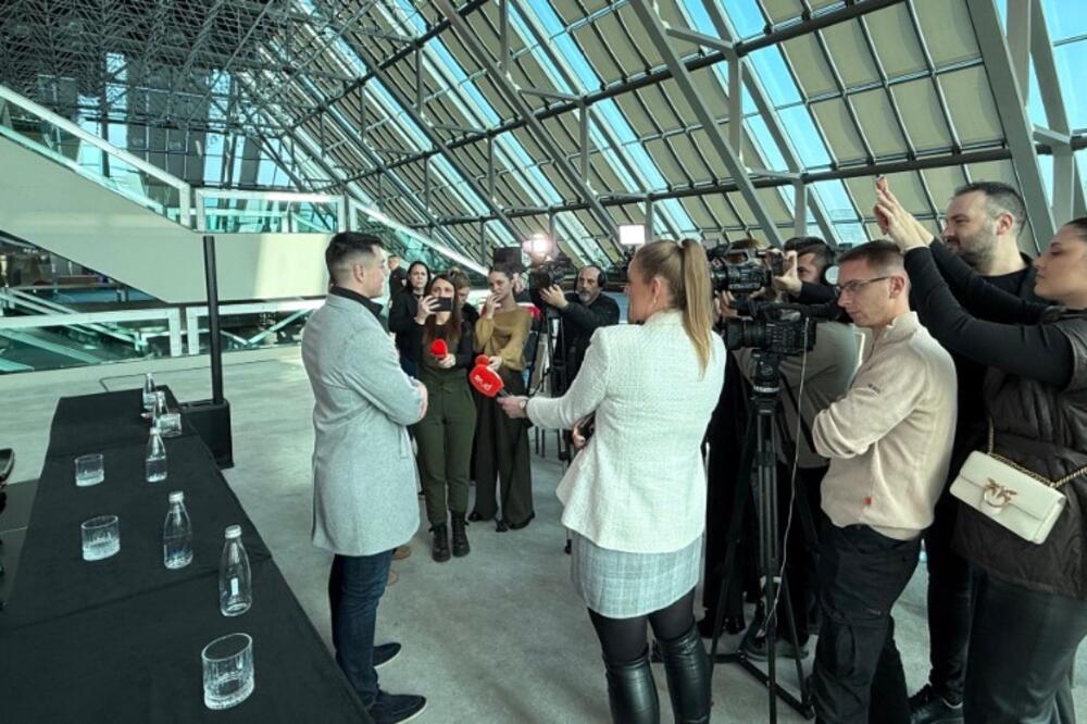 KAO DETE IMAO ČAST DA PEVA SA NJIM! On je najmlađi pevač koji će nastupiti na koncertu posvećenom Šabanu Šauliću