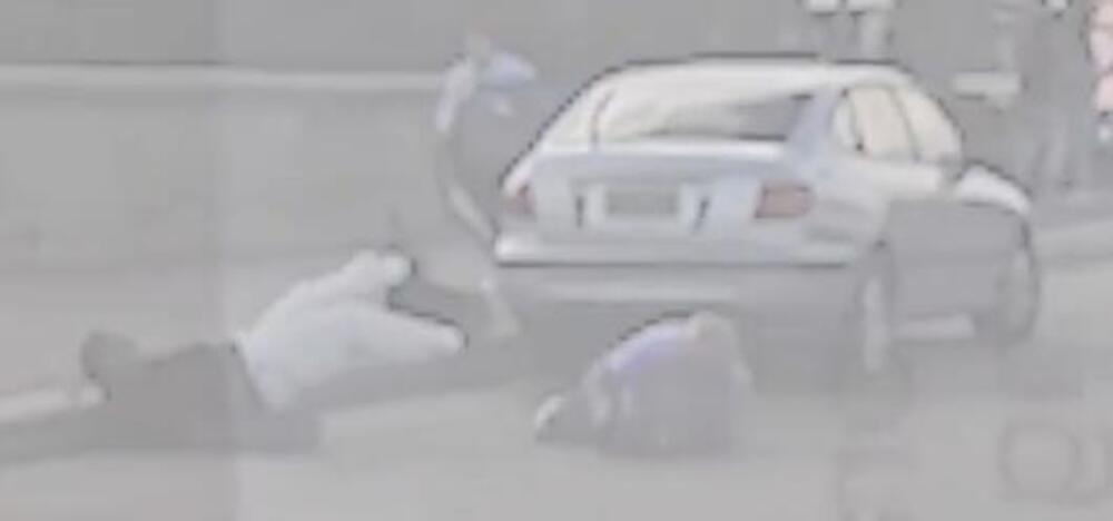 BORIS I SOFIJA SE DO SMRTI BORILI DA SPREČE MASAKR U SIDNEJU: Pojavio se snimak, ON se rvao sa NAORUŽANIM UBICOM!