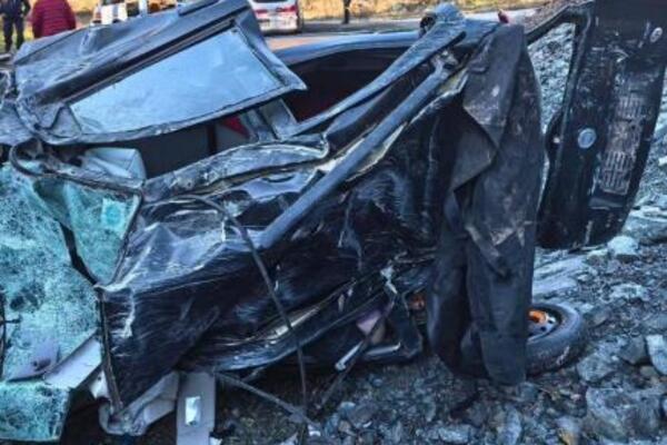 TRAGEDIJA! DEVOJKA (21) POGUNULA KOD SELA ŽUNJE: Izgubila kontrolu nad autom, SLETELA NIZ LITICU visoku 30 metara!
