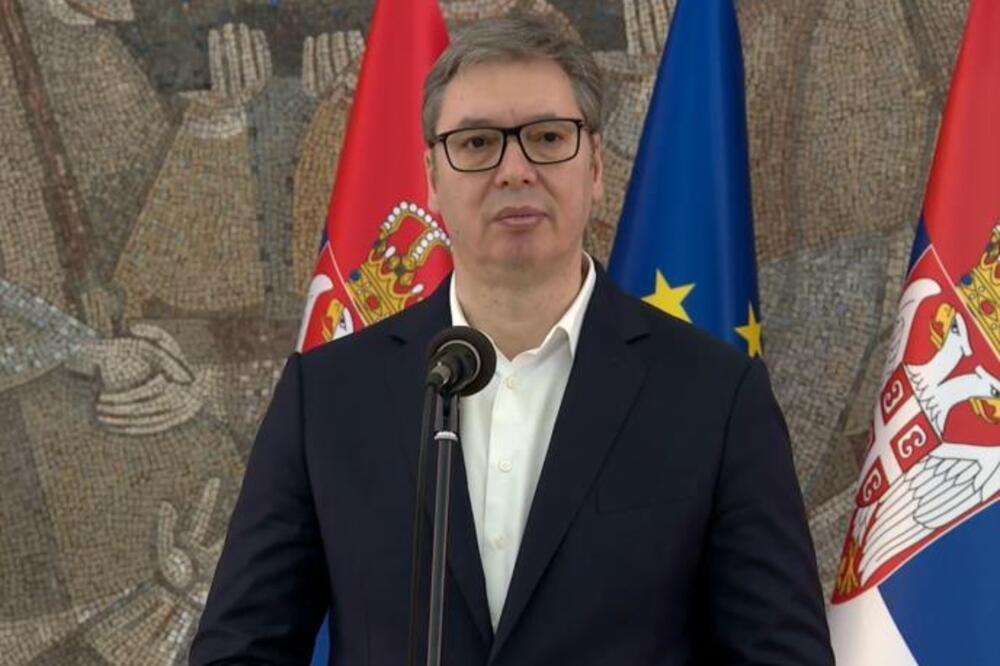 Vučić o "Ćacilendu": Zamoliću ih da se pomere da bi oslobodili saobraćaj