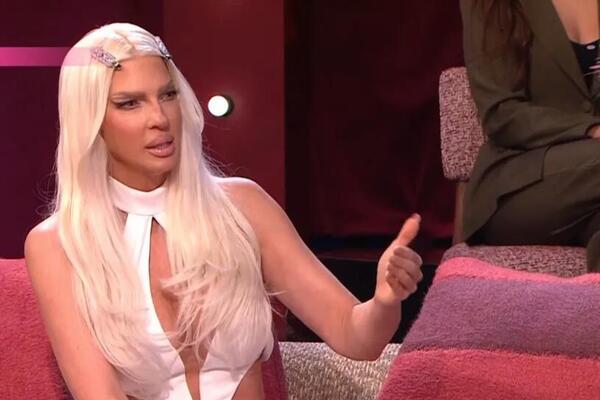 "VELIKA JE KUKAVICA, NE SPAVAM SA NEKIM KO...": Karleuša zakucala košarkaša na SAMO DNO! Skroz ga upropastila