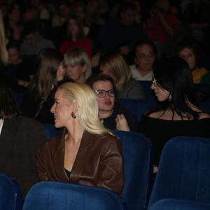 BIVŠA GLEDALA U LEĐA SADAŠNJOJ VERENICI! Šok na Sašinom koncertu, njen dolazak sve je OSTAVIO U ČUDU