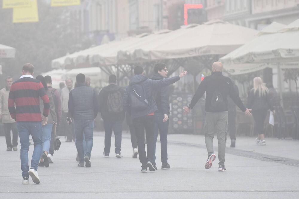 SUNCE PROVIRUJE U BEOGRADU, ALI NAS UVEČE ČEKA KIŠA: Nakon maglovitog jutra, slede neverovatni VREMENSKI OBRTI!