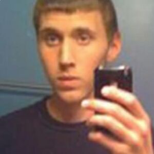 Tinejdžer UBIO roditelje, pa napravio žurku! Pili i provodili se dok su njihova tela bila u kući, a onda je drug...