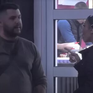 UVEČE VRELO, UJUTRU PRESELO! Intima Aneli i Asmina pokrenula lanac sukoba - KREVET OTKRIO PRAVO LICE