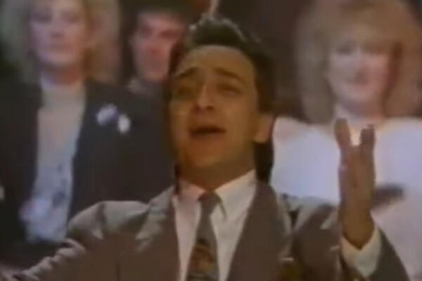 Srpski poznati pevač ima IQ preko 160, velike hitove, a penzija mu je samo 28.000 dinara, jedna stvar ga jako ljuti